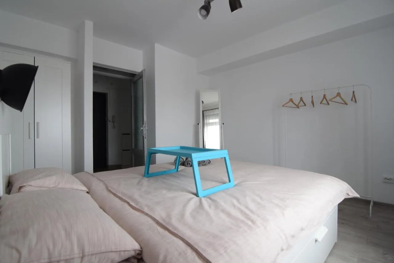 Scandinavian Style And Amazing View Over The City Apartment Bucharest